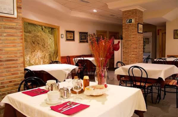 Hostal El Pozo Chulilla Exteriör bild